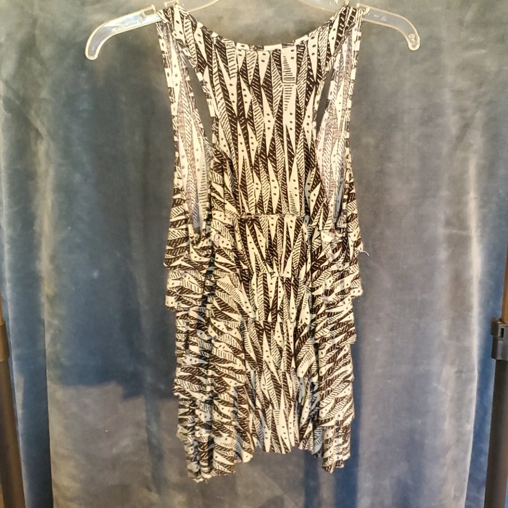 Light summer dress - Picture 2 of 5
